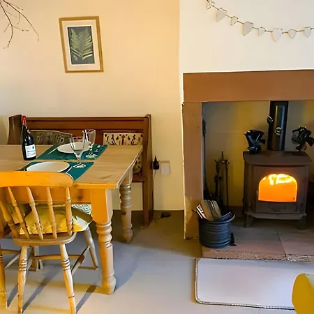 Feriehus Cozy In *